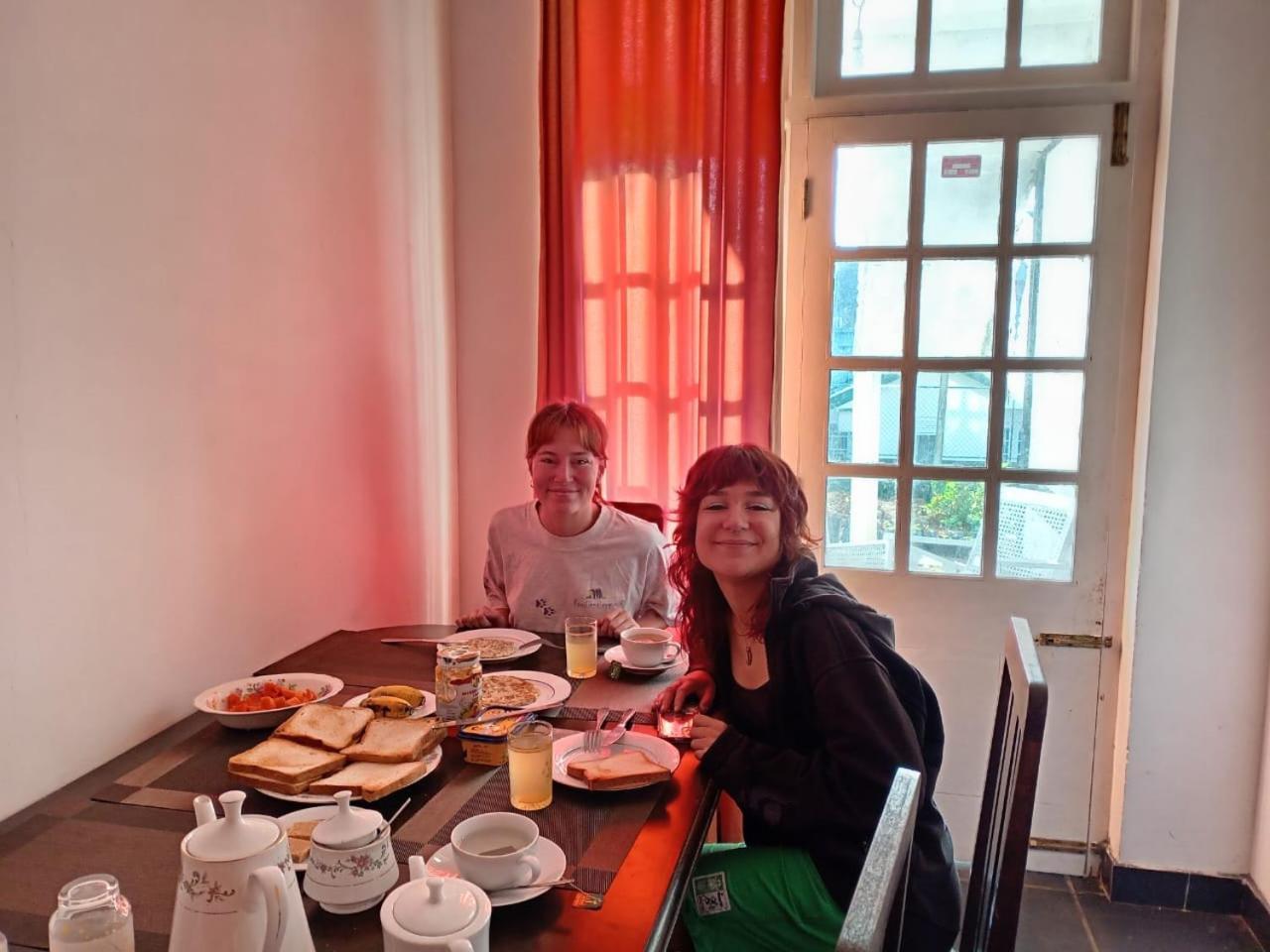 Frosty Heaven Guest House 누와라 엘리야 외부 사진
